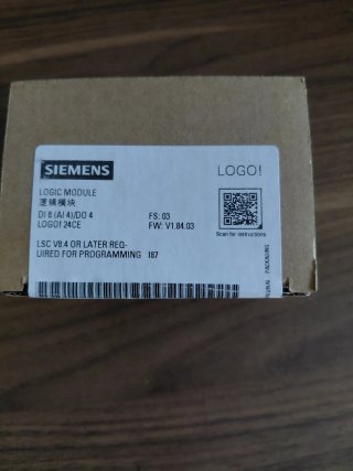 Siemens LOGO! 24CE Módulo Lógico