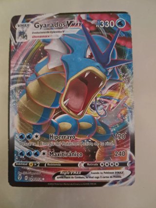 Carta Pokémon Gyarados VMAX 029/203