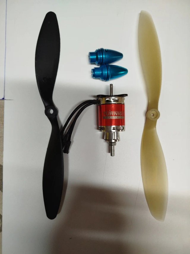 Motor  Eléctrico RC Turnigy