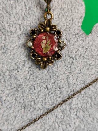Conjunto Artesanal Collar y Pendientes Flor