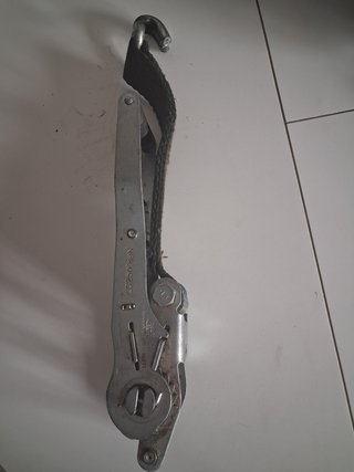 Carraca tensora para correas