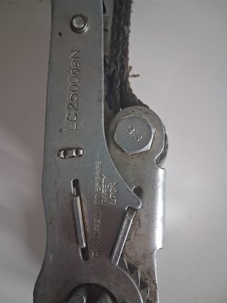 Carraca tensora para correas