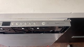 Lavavajillas Bosch - Piezas se vende entera 20 eur