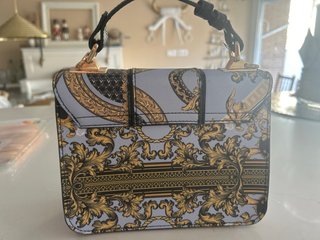 Bolso estampado barroco dorado