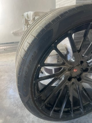 Llantas Originales Lamborghini Urus 23" Taigete