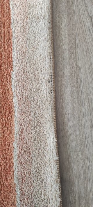 Alfombras de pelo corto.