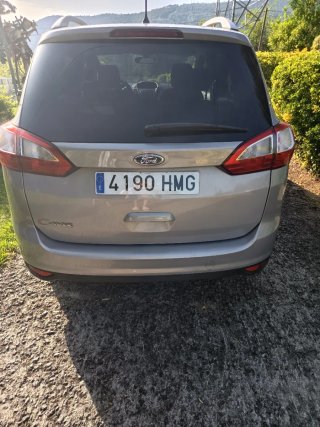 Ford Grand C-MAX 2012
