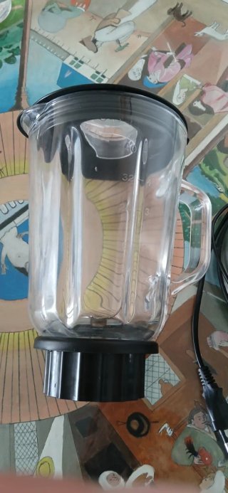 Licuadora como nueva, cuchillas de acero