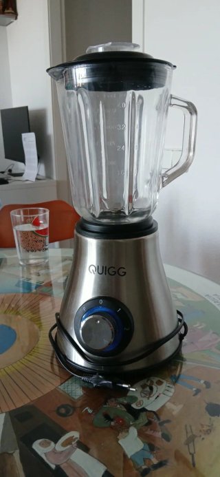 Licuadora como nueva, cuchillas de acero