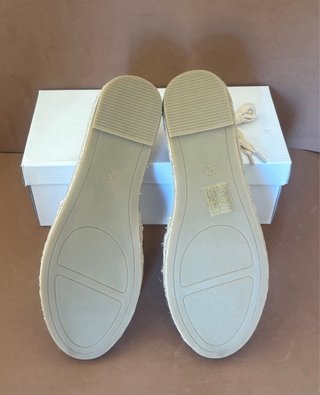 Alpargatas artesanales beige talla 38