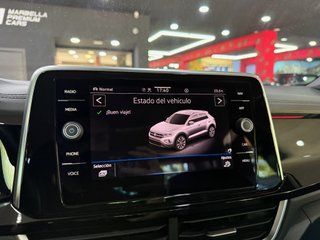 Volkswagen T-Roc 150cv DSG R-LINE