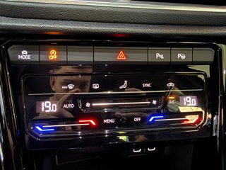 Volkswagen T-Roc 150cv DSG R-LINE