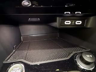 Volkswagen T-Roc 150cv DSG R-LINE