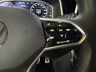 Volkswagen T-Roc 150cv DSG R-LINE