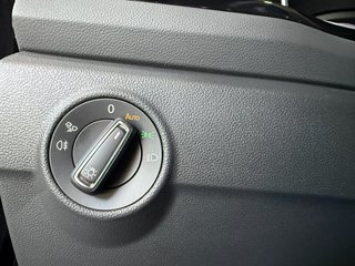 Volkswagen T-Roc 150cv DSG R-LINE