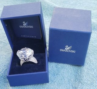 Anillo Swarovski de gran cristal