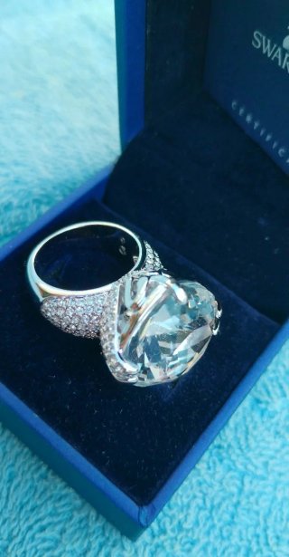 Anillo Swarovski de gran cristal