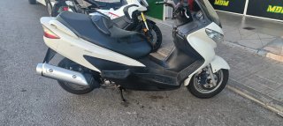 Suzuki Burgman 200cc Blanca