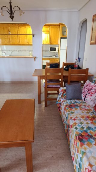 Alquiler de apartamento en vera playa Almería bajo