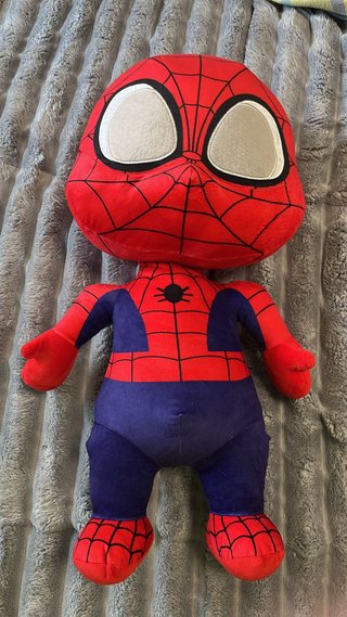 Peluche Spiderman 65cm Precio negociable
