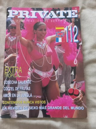 Lote de 3 revistas: 2 PRIVATE y 1 PIRATE