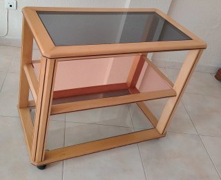 Mesa auxiliar cristal y madera
