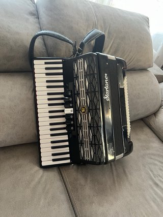 Acordeón Startone 120 Bajos
