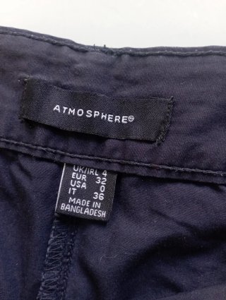 Shorts marino con cinturón 36