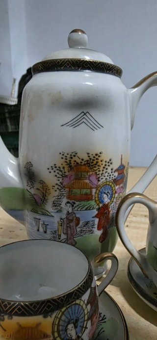 Juego Tazas y Platos Estilo Japonés Vintage