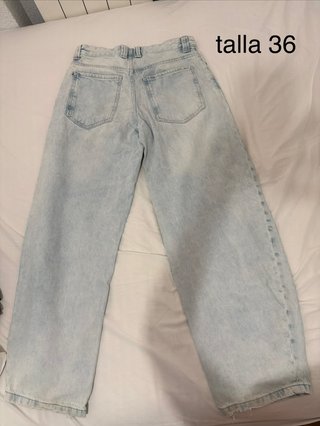 Pantalones en remate a 7€ , distintas tallas