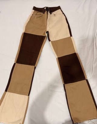 Pantalones en remate a 7€ , distintas tallas