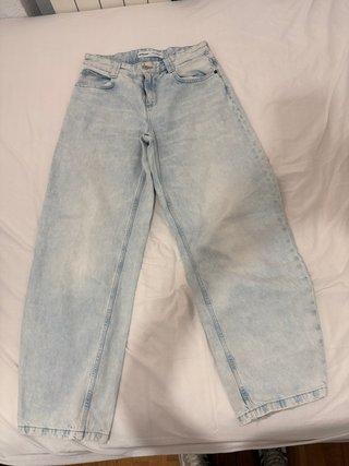 Pantalones en remate a 7€ , distintas tallas