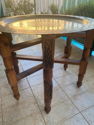 Mesa Marroquí de té metálica