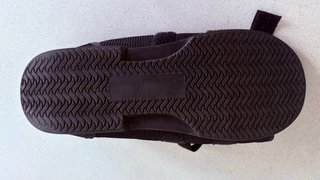 Zapato postquirúrgico negro