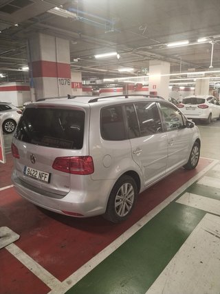 Volkswagen Touran 2012