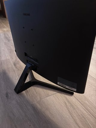 Monitor Samsung 27' HD Curvo Negro