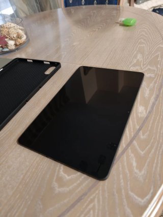 Xiaomi Redmi Pad 2 Pro con funda y lápiz