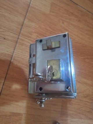 Cerradura de seguridad nueva