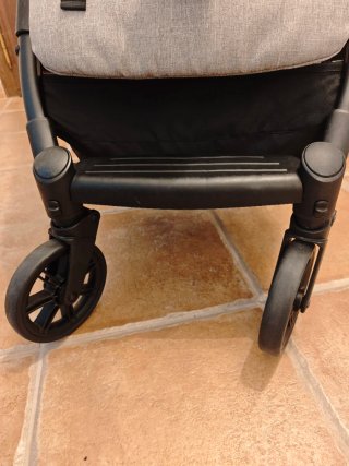 Passeggino Inglesina Quid2 grigio