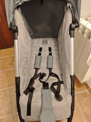 Passeggino Inglesina Quid2 grigio