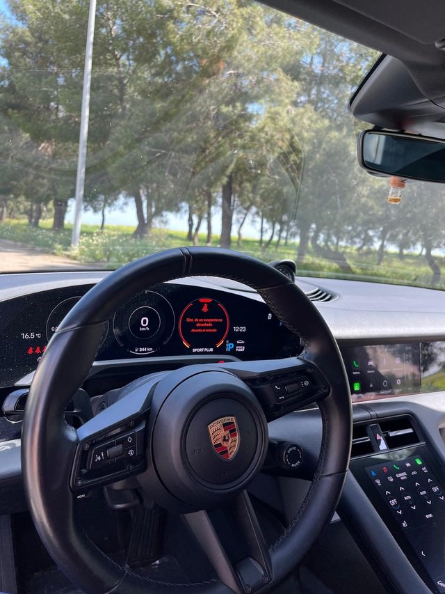 Porsche Taycan Taycan