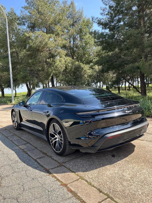 Porsche Taycan Taycan