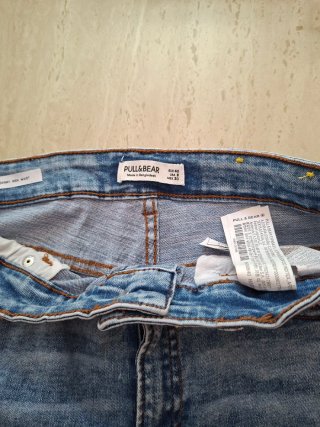 Pantalón vaquero Pull&Bear mujer T.40