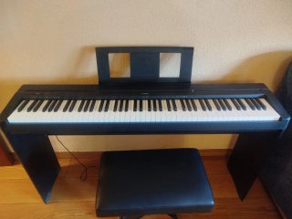 Piano Yamaha 8 octavas teclas contrapesadas