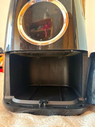 Freidora de aire Aigostar negra