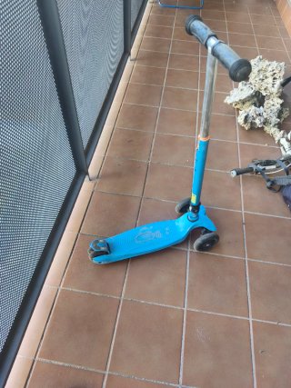 Patinete infantil 3 ruedas azul