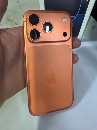 iPhone 17 Pro Naranja