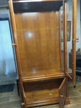 Mueble Vitrina Madera Cristal