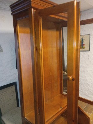 Mueble Vitrina Madera Cristal