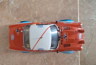 Coche Scalextric Fiat 124 Spyder SCX